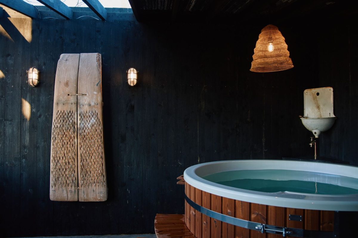 The hot tub at Pandora's Place, Leicestershire