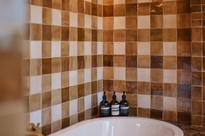 The bathroom at Casa Vista, Cotswolds