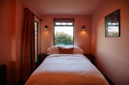 The double bedroom at Casa Vista, Cotswolds