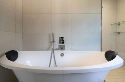 The freestanding bath at Galley House, Hertfordshire